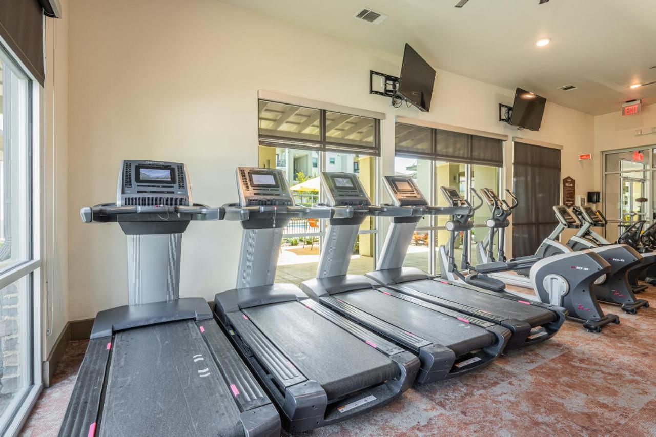 Appartement Luxe 3B/2B Getaway - Pool, Gym, Parking, Pet Wash à Leander Extérieur photo